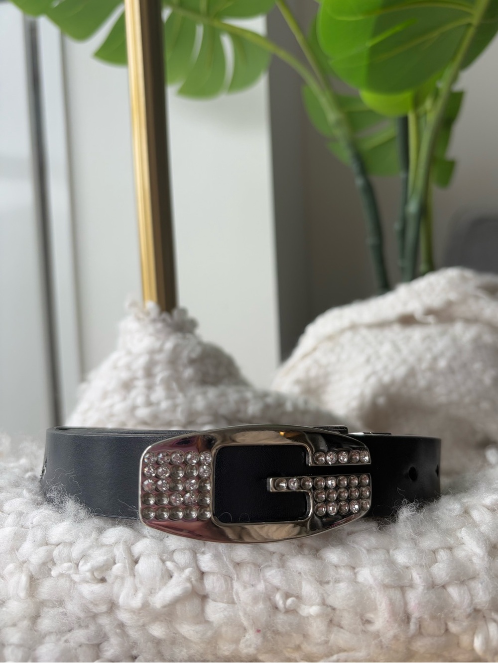 Vintage GUESS Y2K Black Rhinestone G Buckle Statement Belt Size M 42”